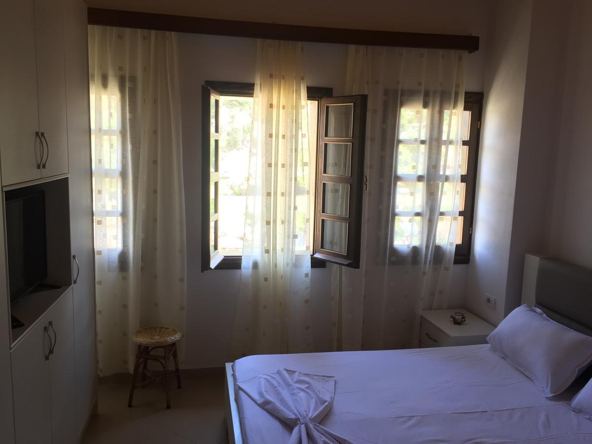 Dhimitri'S Guest House Berat Exterior photo